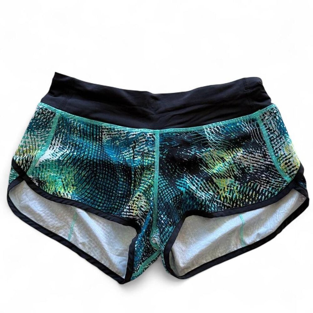 RARE Lululemon Speed Short 2016 Seawheeze Mo Money Bali Breeze / Black - Size 4